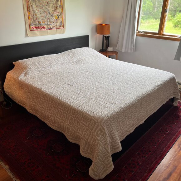 schoolhouse stillwater floral quilt in beige and white king size like new cotton - Picture 1 of 6